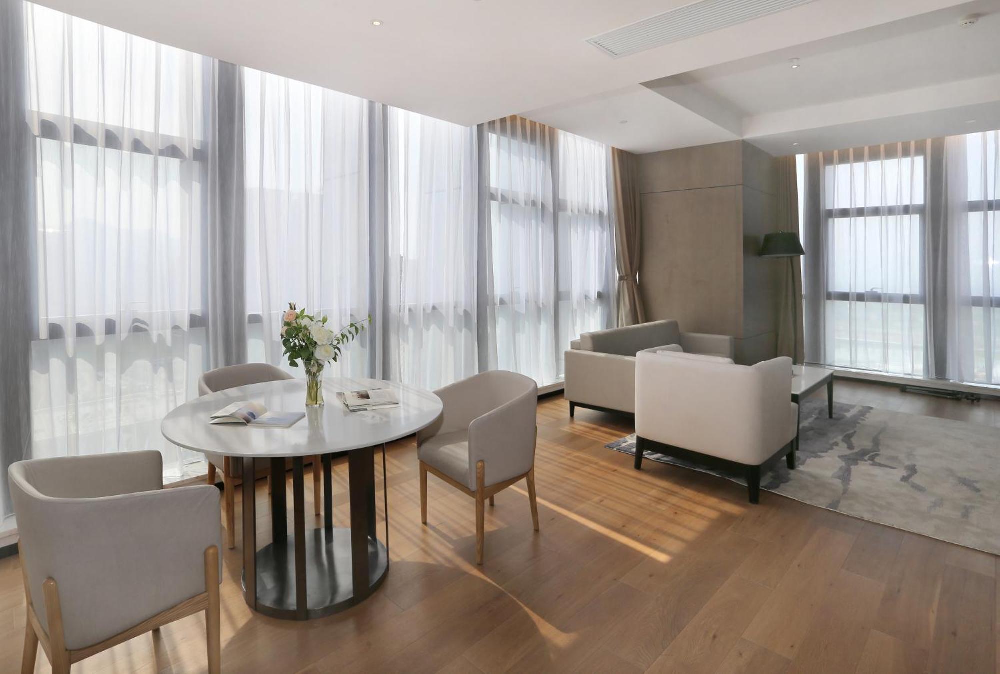Novotel Deqing Екстер'єр фото