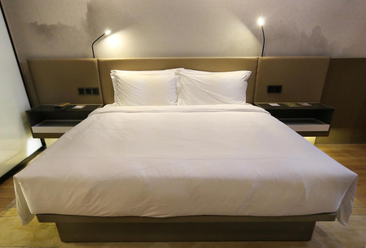 Novotel Deqing Екстер'єр фото